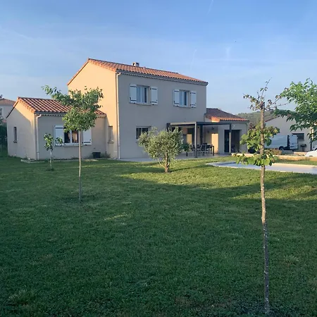Chez Charlotte Et Jef * Saint-Sernin (Ardeche)